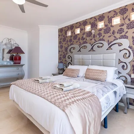 Romantica Lovely 4 Bedroom Private Heated Pool Villa