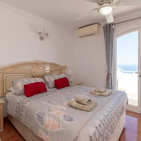 Romantica Lovely 4 Bedroom Private Heated Pool Villa *