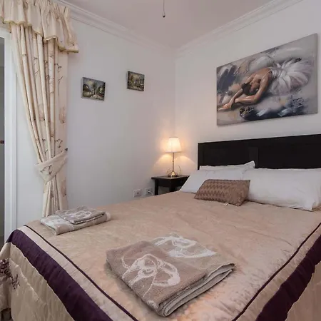 Villa Romantica Lovely 4 Bedroom Private Heated Pool