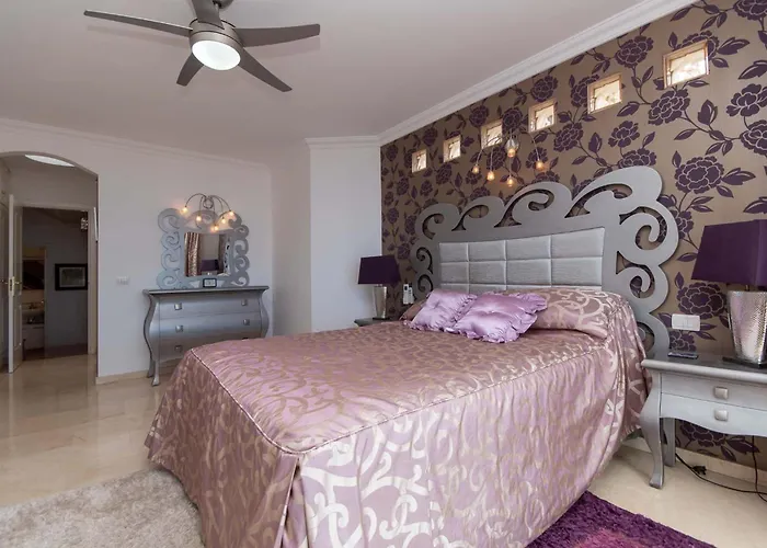 Romantica Lovely 4 Bedroom Private Heated Pool *