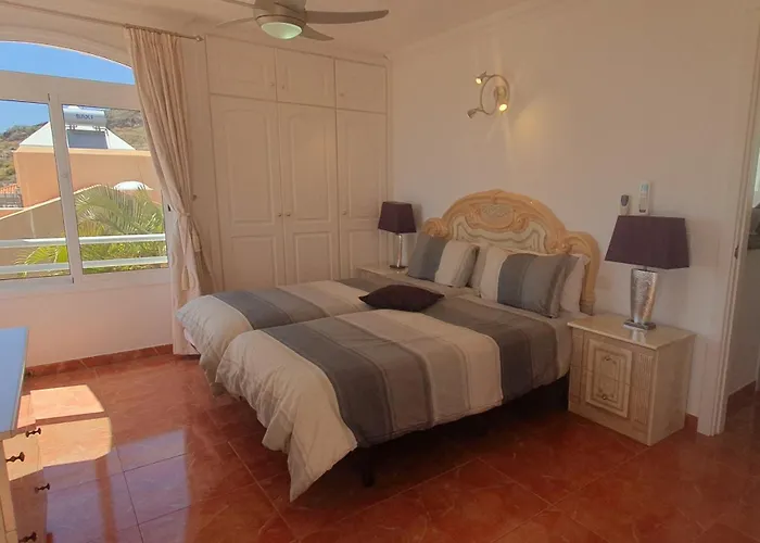 Romantica Lovely 4 Bedroom Private Heated Pool * Costa Adeje (Tenerife)